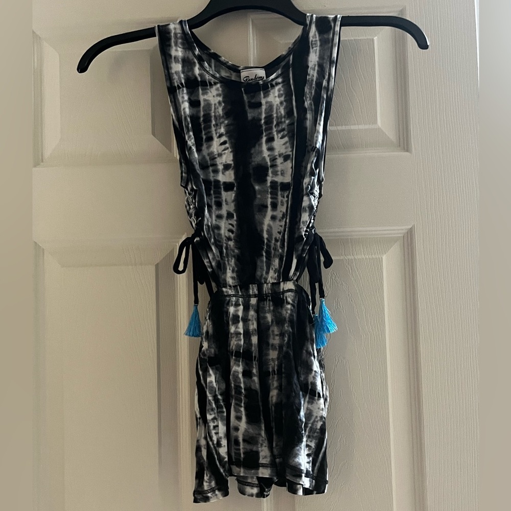 NWT - Random Hearts - Tie-Dye Side cut-out Romper - Girls Size Large